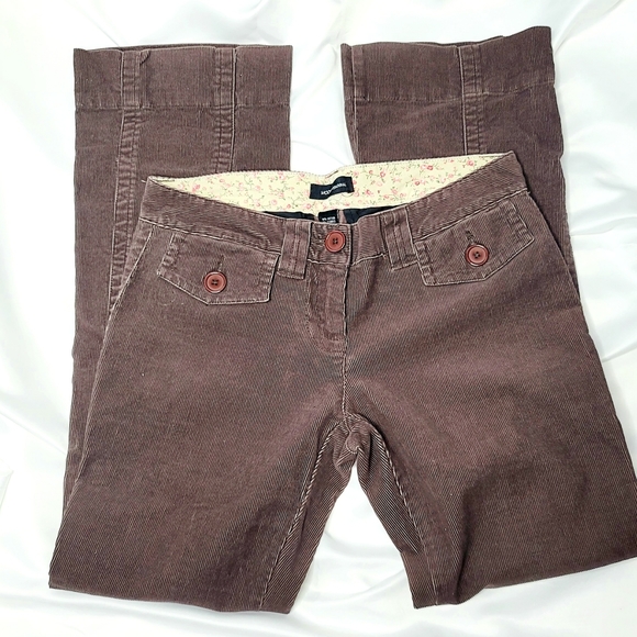 Victoria's Secret Moda Intl. Corduroy. - Picture 6 of 6